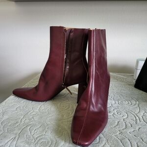 Heeledankle boots
